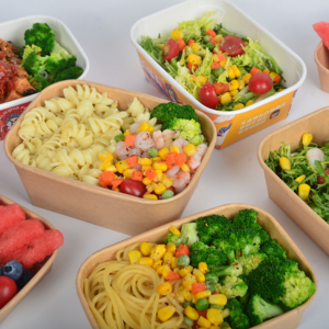 Tazón de ensalada cuadrado de papel kraft desechable impreso a medida, apto para alimentos, para refrigerios, dulces, fideos, comida para llevar, con tapa de plástico PP - Product Image 5