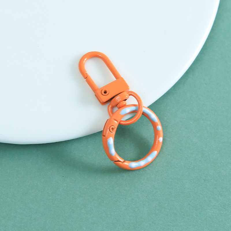 [Orange] Donut-shaped spring latch