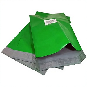 Bolsas de Plástico Verdes con Sellado de Tres Lados, Bolsas de Embalaje Laminadas BOPP Desechables con Sellado Térmico para Envío - Product Image 1