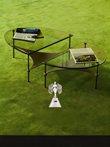 Meuble de salon moderne pour appartement, table d'appoint/bas de canapé/bout de canapé à plateau en verre et base métallique irrégulière à deux niveaux, pour hôtel et salon - Product Image 2