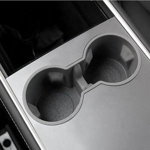 Porte-gobelet à café à eau stable plateau d'extension pour <span class=keywords><strong>Tesla</strong></span> modèle Y 2022 2021 modèle <span class=keywords><strong>3</strong></span> 2023 organisateur de stockage d'accoudoir EV accès intérieur - Product Image 4