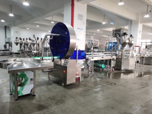 เครื่องบรรจุขวดพลาสติก/แก้ว/โลหะแบบอัตโนมัติความแม่นยำสูง ระบบควบคุม PLC แบบสองหัวป้อน ขนาด 100-3000 กรัม สำหรับอาหารและสารเคมี - Product Image 4