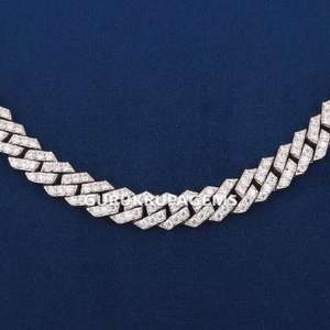 Collier unisexe de luxe en argent sterling 925 avec maillons cubains hip-hop de 6,5 mm, serti de diamants en moissanite, idéal pour un cadeau de mariage - Product Image 3