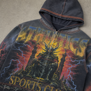 Sudadera con capucha y cremallera de algodón pesado, con estampado gráfico de fantasía épica y motivos de clubes deportivos, con lavado ácido y efecto desgastado, estilo streetwear vintage - Product Image 4