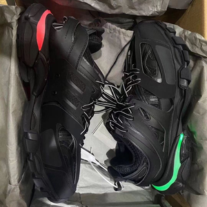 Zapatillas Deportivas con Cordones LED Track 3.0 de Alta Calidad, Tendencia 2025, para Hombre y Mujer, Estilo Vintage Casual, Parte Superior de Cuero Genuino - Product Image 3