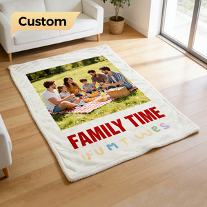 Couverture en polaire chaude personnalisable avec photo de famille imprimée, 100% polyester, épaisse, pelucheuse, lavable en machine, pour canapé et lit - Product Image 1