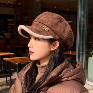 Cappello da Donna Stile Vintage in Pelle Scamosciata PU Traspirante Ottagonale Elegante Autunno Inverno Versatile Modello Newsboy con Visiera - Product Image 3