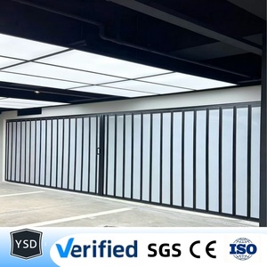 <span class=keywords><strong>Porte</strong></span> coulissante pliable moderne en polycarbonate <span class=keywords><strong>PVC</strong></span> anti-vol avec plastique transparent pour usage intérieur dans les magasins et centres commerciaux - Product Image 1