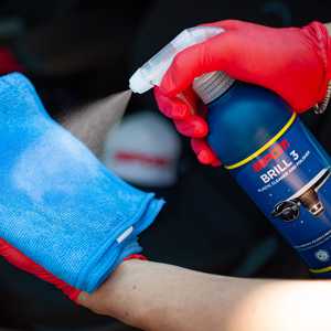 SIPOM BRILL 3 Lucidante per Interni Auto 500ml Protezione UV per Cruscotto Plastica Pelle Anti-Polvere Uso Domestico - Product Image 3