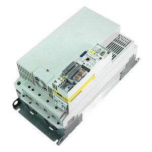 Nuevo PLC 8400 C E84AVTCE3034VB0 30kW SW:13.00 Interbus ATTN, Controlador PLC Original de Marca, Disponible para Entrega Inmediata - Product Image 1