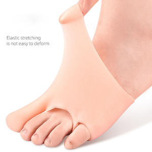 Manchon de protection en gel élastique pour l'avant-pied, correction du <span class=keywords><strong>hallux</strong></span> <span class=keywords><strong>valgus</strong></span>, soulagement de la douleur au ball de pied, protection du pouce et des orteils, blanchissant et hydratant - Product Image 4
