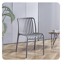 Chaises en plastique Design moderne en plastique PP empilable Silla Cadeira Sedia chaises de salle à manger empilables à vendre