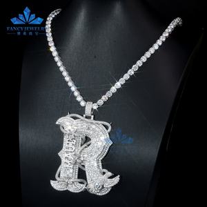 Mayorista Personalizado Hombres 925 Plata Bling D Vvs Mossanite Moissanite Diamante Iced Out Carta Colgante para Collar de Cadena de Tenis - Product Image 5