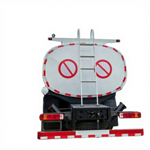 Camion-citerne à carburant diesel Sinotruk Howo 20 mètres cubes 6X4 à prix avantageux, camion-citerne à huile à vendre - Product Image 6