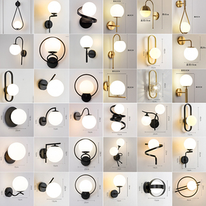 Applique murale d'intérieur LED moderne 6W avec corps en fer pour salon chambre restaurant hôtel ou villa à usage décoratif pour la maison - Product Image 4