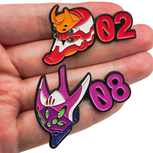 Broche de robot de metal esmaltado de ciencia ficción, insignia para bolso y mochila, regalo al por mayor - Product Image 4