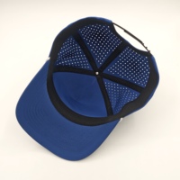 Casquette de golf sportive personnalisée en polyester imperméable à 5 panneaux, motif Dobby Argyle Fruit Leopard, maille respirante, perforations découpées au laser