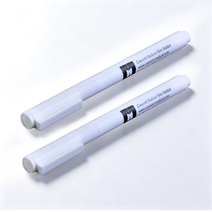 Marqueur permanent pour peau, effaçable à sec et à l'eau, pointe 0,5 mm/1 mm, encre violette, certifié CE, impression UV - Product Image 1