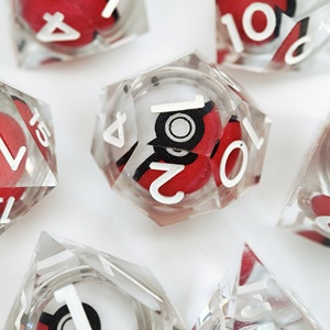 Juego de Dados Personalizados al por Mayor con Núcleo Líquido de Pokémon para Juegos de Rol de Mesa, Dados Hechos a Mano con Rotación de Poké Ball, Regalo de 7 Piezas - Product Image 6