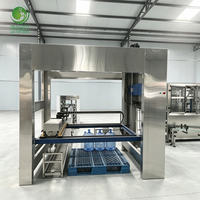 Ligne de production de remplissage d'eau en baril à vitesse réglable, nécessitant moins d'intervention humaine, pour atteindre un objectif de production de masse