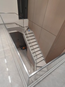 Sistema di Ringhiere Hdsafe, Design a Montaggio su Parete o Pavimento, Base a Canale, Ringhiera <span class=keywords><strong>in</strong></span> <span class=keywords><strong>Vetro</strong></span> per Veranda, Hotel, Ufficio - Product Image 6