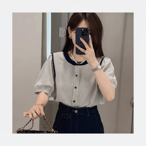 Blusa Casual a righe a maniche corte da donna con colletto tondo Color block e dettaglio di sbuffo ampio o aderente - Product Image 1
