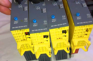 Moteur de marche arrière (F RS) SIMATIC ET 200SP à sécurité intégrée 3RK1308 0DD00 0CP0 3RK1308 0DE00 0CP0 2.8 9.0 a - Product Image 1