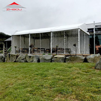 Tenda Besar Luar Ruangan 20m Rangka Aluminium Atap Lengkung Lapis Ganda Tahan Air Semua Musim Warna Putih dengan Pintu Kaca
