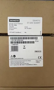 SIMATIC S7-200 SMART Siemens sortie numérique SM DR08 en Stock
