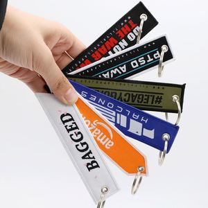 Porte-clés personnalisé avec logo pour cadeaux d'aviation, souvenir d'aviation personnalisé, accessoires promotionnels pour compagnies aériennes avec anneau porte-clés - Product Image 1