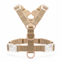 Fournisseur de marques privées : Ensemble de harnais ergonomique et réglable en nylon solide pour chiens et chats, avec logo personnalisé, rembourré et anti-traction