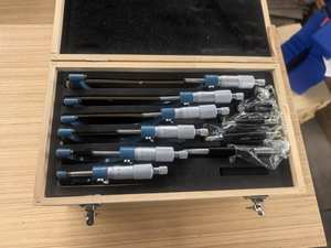 Set di 6 Micrometri Esterni in Metallo, Graduazione 0,01mm, Carburo 0-150mm, Calibro Metrico, Calibro a Corsoio, Strumenti di Misurazione - Product Image 5