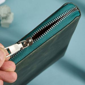 Business Pu Leather Manager <b>Folder</b> With Zipper Wholesale Custom Logo <b>A5</b> Notebook Gift Set in Stock - Product Image 4