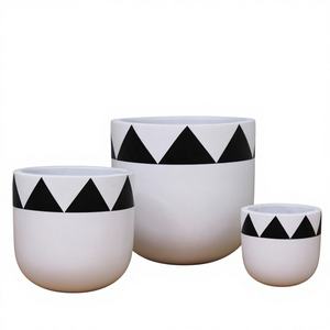Pots de Jardinière Modernes en Fibre de Ciment Aspect Léger, Résistant aux Intempéries pour Décoration de Jardin Intérieur Extérieur, Vente en Gros Disponible - Product Image 1