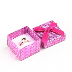 Caja <span class=keywords><strong>de</strong></span> joyería con cinta, caja <span class=keywords><strong>de</strong></span> joyería <span class=keywords><strong>de</strong></span> <span class=keywords><strong>papel</strong></span> <span class=keywords><strong>de</strong></span> decoración exquisita <span class=keywords><strong>de</strong></span> gama alta, cajas <span class=keywords><strong>de</strong></span> joyería para collares - Product Image 2