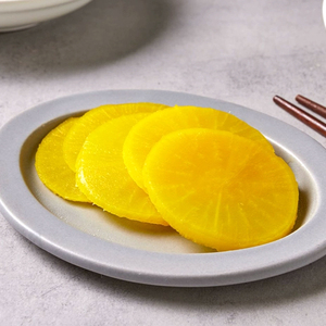 本格的な日本の伝統的な味の寿司大根スライスのピクルス保存野菜の塩-保存風味 - Product Image 3