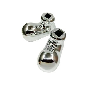 Pieds <span class=keywords><strong>de</strong></span> canapé contemporains en aluminium chromé en forme <span class=keywords><strong>de</strong></span> pied <span class=keywords><strong>de</strong></span> <span class=keywords><strong>Mickey</strong></span>, robustes et créatifs, pour chambre à coucher - Product Image 5