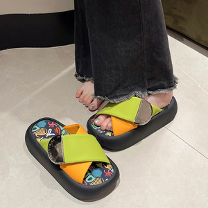 New Style Hollow One Line Design Girls Flip Flops Flat Sandals Square Head Ladies Slippers - Product Image 3