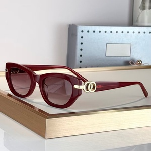 Gafas de Sol de Diseño de Lujo Clásicas de Moda 2025 para Hombre y Mujer, Ideales para Fiestas, Pesca, Uso Diario, Playa y Aire Libre - Product Image 4