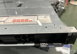 Serveur monté en rack double 1U Performance PowerEdge R660xs avec 256 Go de mémoire et 2 processeurs - Product Image 1