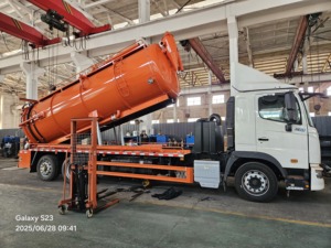 Obm OEM ODM combinato 7 m3 serbatoio di acqua pulita 9 m3 serbatoio di acque reflue Foton 16 -20ton di rete fognaria e autocarri sottovuoto hino - Product Image 3