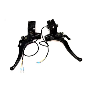 Three-wheel electric motorcycle hydraulic cycle disc brake actively left and right on the clutch pump brake lever