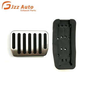 Copripedali in Acciaio e Gomma per Freno, Acceleratore e Poggiapiedi OEM per Tesla Model 3/Model Y - Product Image 1