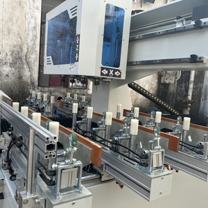 Machine à mortaiser le bois CNC automatique MSK1500 Mustang 1500 mm, haute productivité pour le perçage de trous dans les cadres de portes - Product Image 5