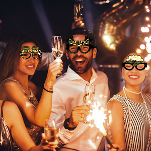 Gafas de Papel DIY para Celebración de Año Nuevo 2027, Diseño Negro y Dorado, para Fiestas y Manualidades - Product Image 4
