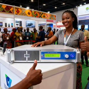 Kit <span class=keywords><strong>complet</strong></span> de station de radio FM HP-700W : émetteur 15W/30W/50W, antenne avec câble, mélangeur et micro pour église et école - Product Image 6