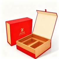 Boîte cadeau rigide rouge en carton avec fermeture magnétique, emballage de luxe avec compartiments, logo personnalisé, vente en gros