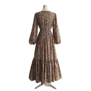 Abito a maniche lunghe in poliestere a stampa leopardata, nuovo stile, vestibilità ampia, linea ad A; Abito lungo scollo a V per vacanze; Stile francese - Product Image 5