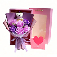 Bouquet de fleurs de savon en forme de petit ours rose |   Cadeau pour la Saint-Valentin et les anniversaires |   Ours en peluche avec une pancarte « Je t'aime » |   Vente en gros OEM