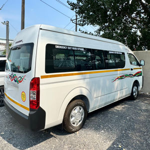 Minibús Usado a Buen Precio, Autobús de Lujo de 16 Asientos, Autobús de Larga Distancia, Taxi Público Urbano/Aeropuerto/Eléctrico/Gasolina, Minibús de Pasajeros - Product Image 2